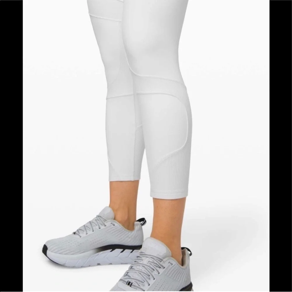 Lululemon New Ambition Super High-Rise Tight 25